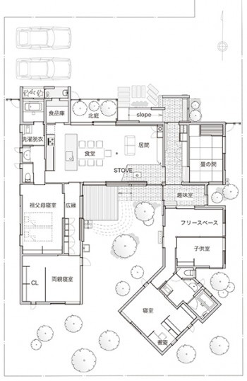 平屋50坪5LDKの二世帯・中庭のある間取り図[北玄関]