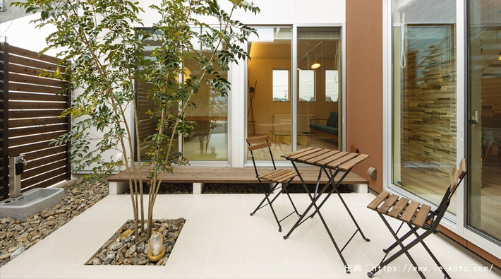 中庭のある家づくりで後悔…「失敗したかな」と感じた購入者の体験談