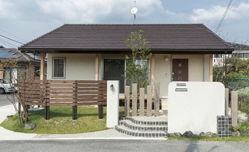 建坪19坪の平屋の狭小住宅[本体価格1,500万円～1,999万円]の外観写真